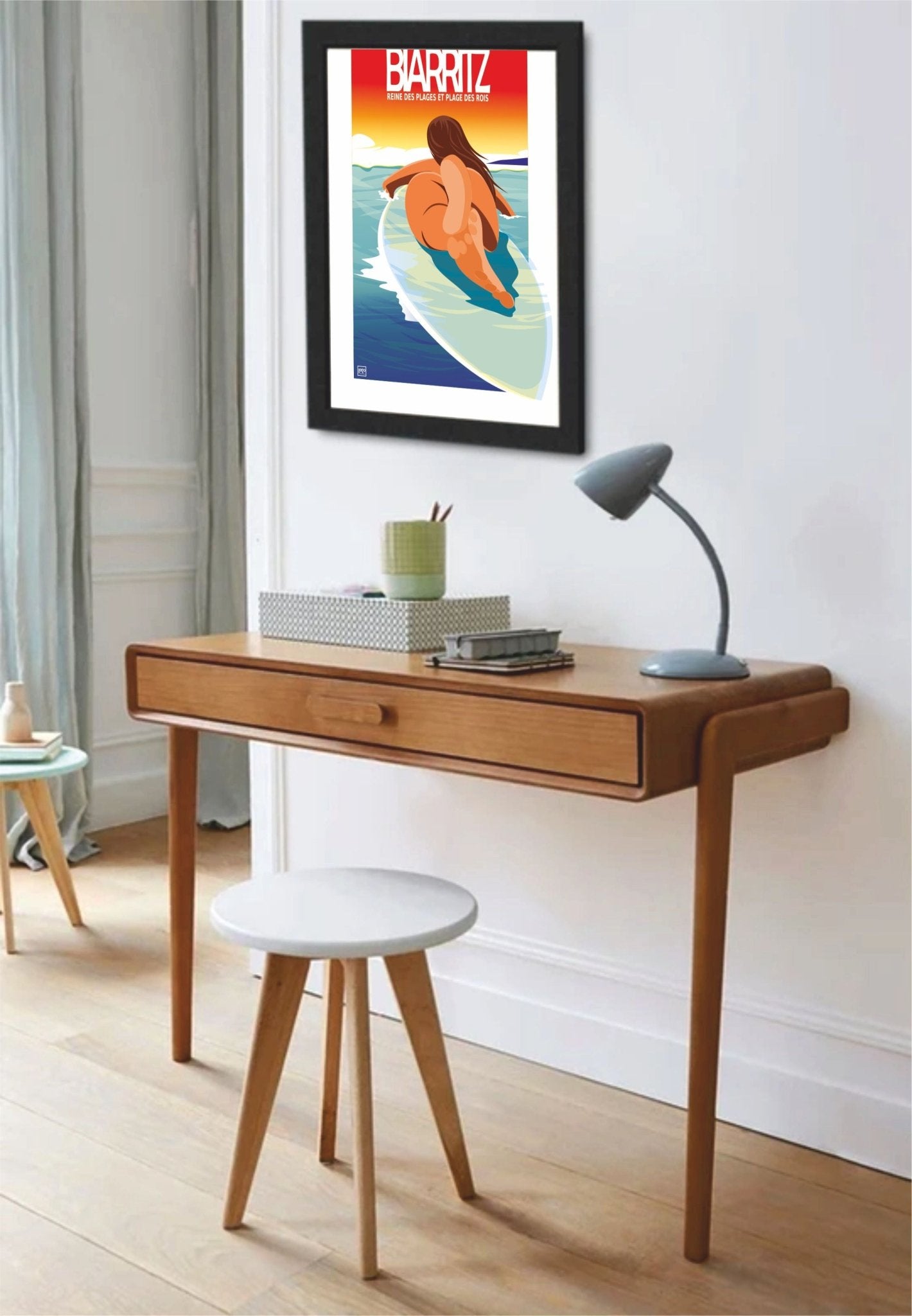 Illustration Originale Plage De Biarritz Surf Girl Avec Cadre Signé par Loizo - laurent loiseau